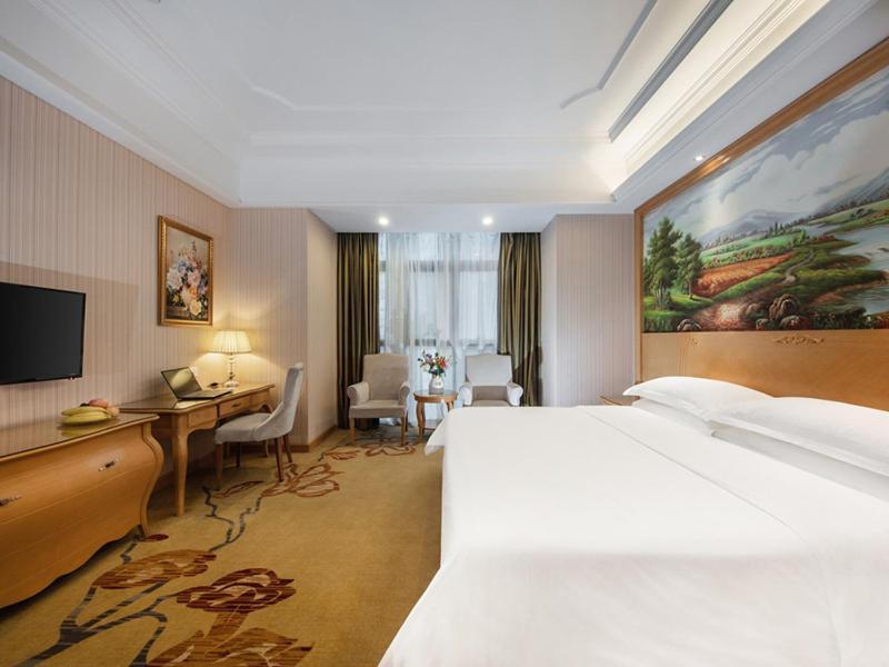 Vienna International Hotel Fuzhou Cangshan Wanda מראה חיצוני תמונה