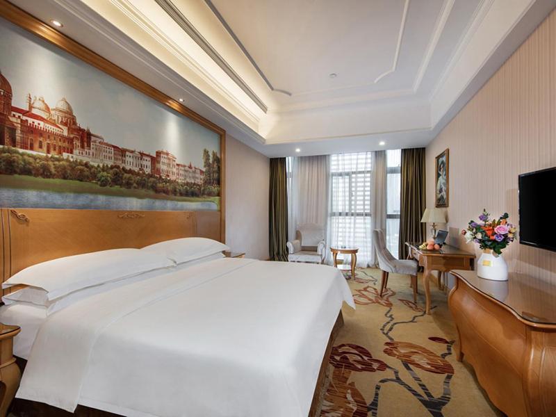 Vienna International Hotel Fuzhou Cangshan Wanda מראה חיצוני תמונה